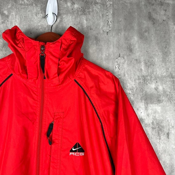 Vintage 1990s Nike ACG Red & Black Jacket - Picture 2 of 5